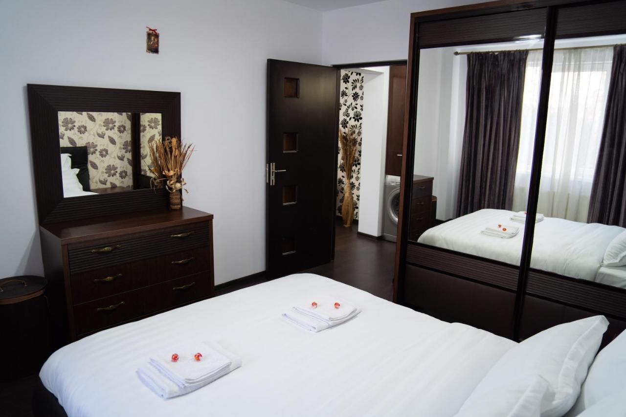 Ultracentral Golden Apartament 2 سوتْشافا المظهر الخارجي الصورة