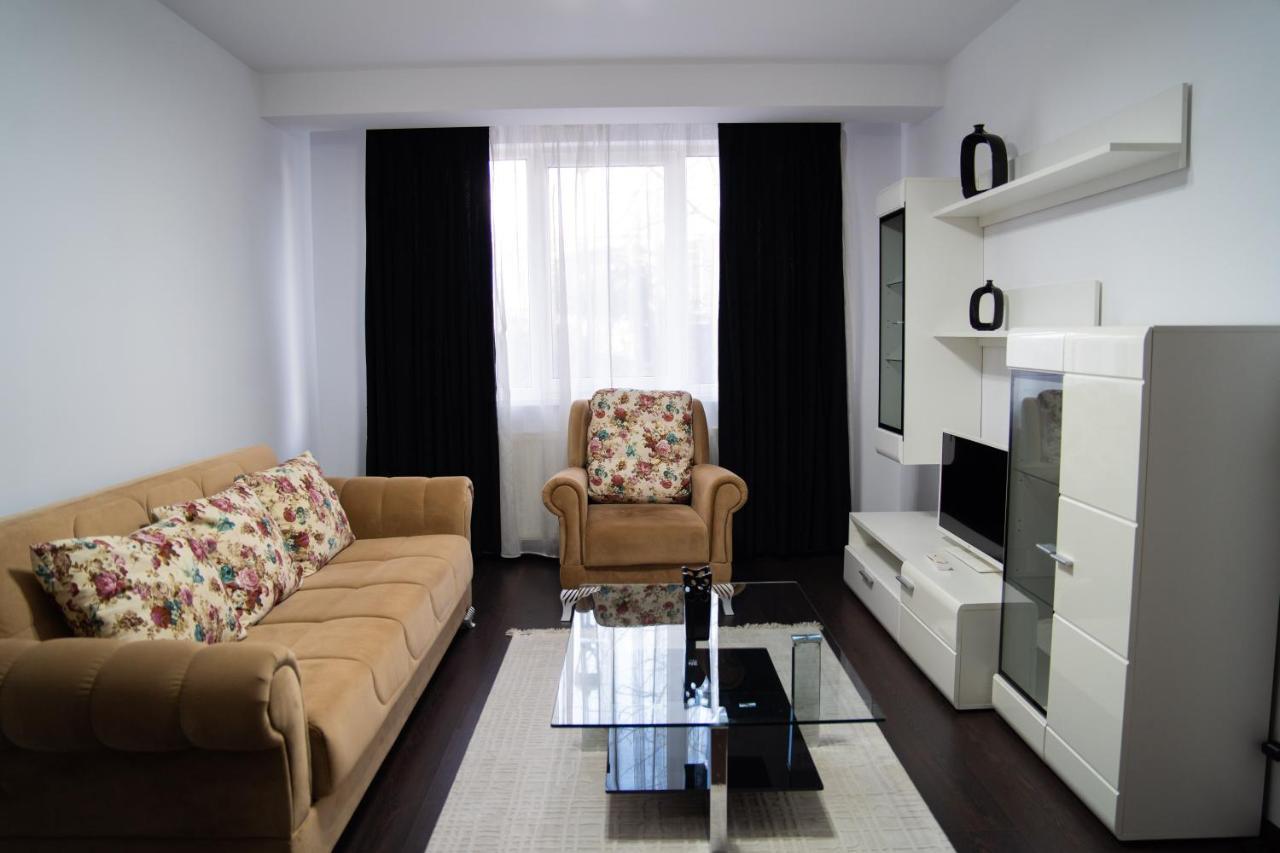 Ultracentral Golden Apartament 2 سوتْشافا المظهر الخارجي الصورة
