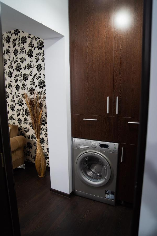Ultracentral Golden Apartament 2 سوتْشافا المظهر الخارجي الصورة